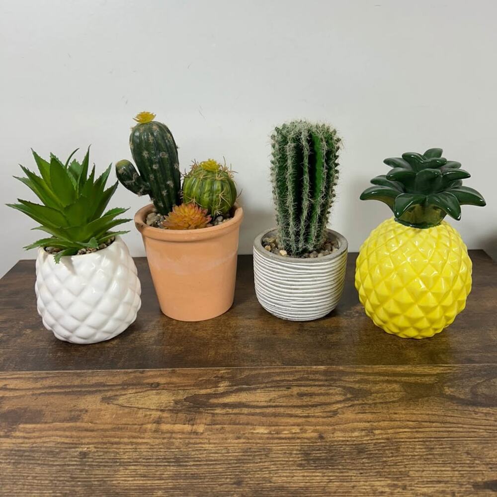 Set of small faux cactus ceramic pineapple